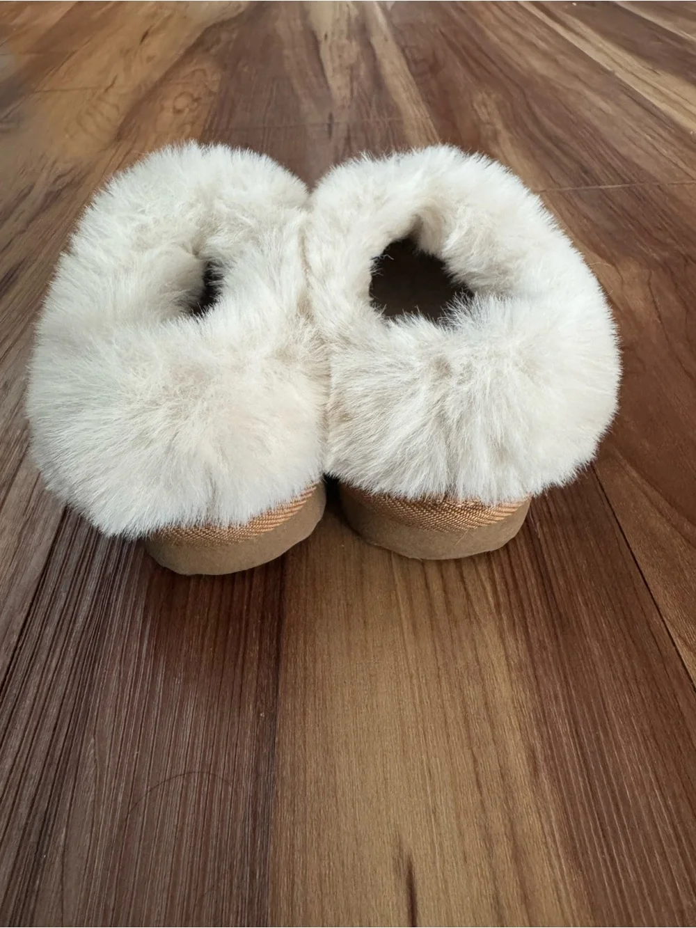 Kids Faux-Shearling Slippers in Chestnut Brown